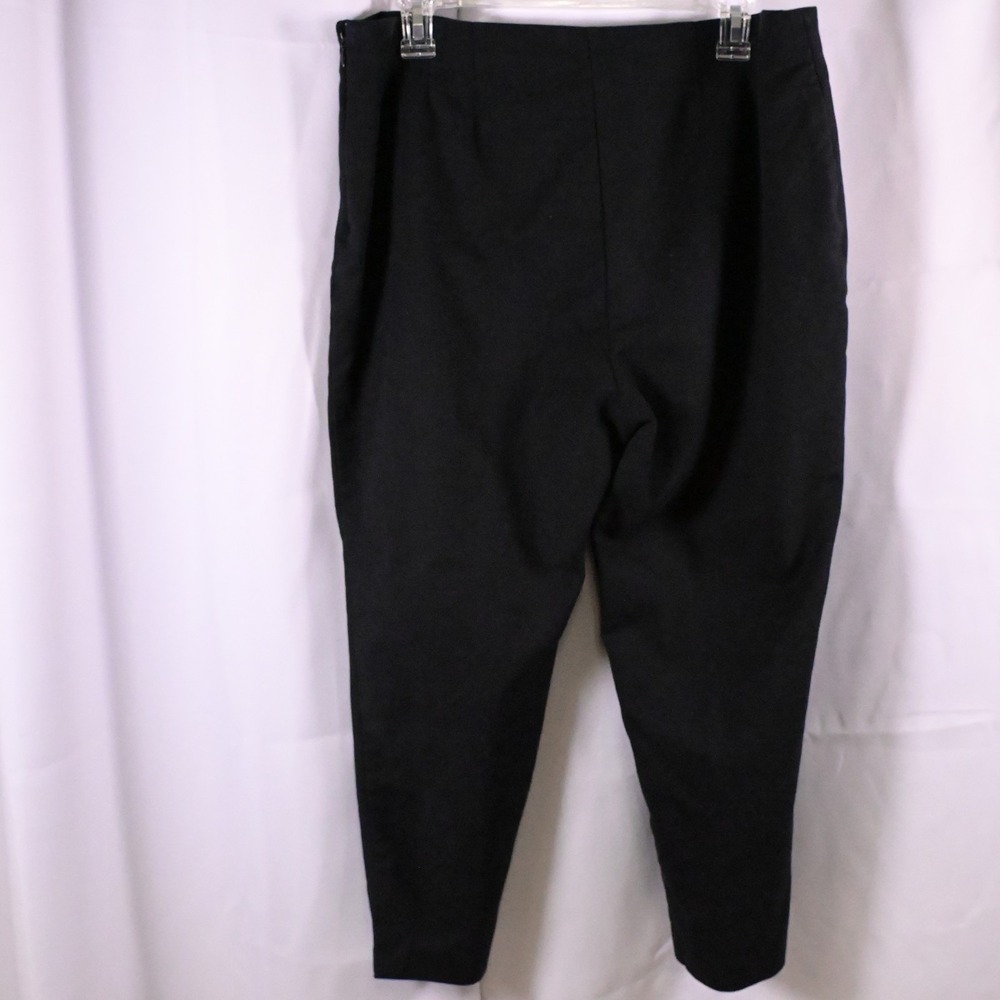 Chico's So Slimming Black High Rise Crop Pants Women's 2.5 US 14 35x22